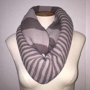 Chunky Two Tone Colorblock Knit Scarf, Taupe/Gray